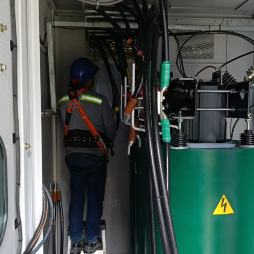 9bf8c66cc3a4f7cad3ca231f52085597